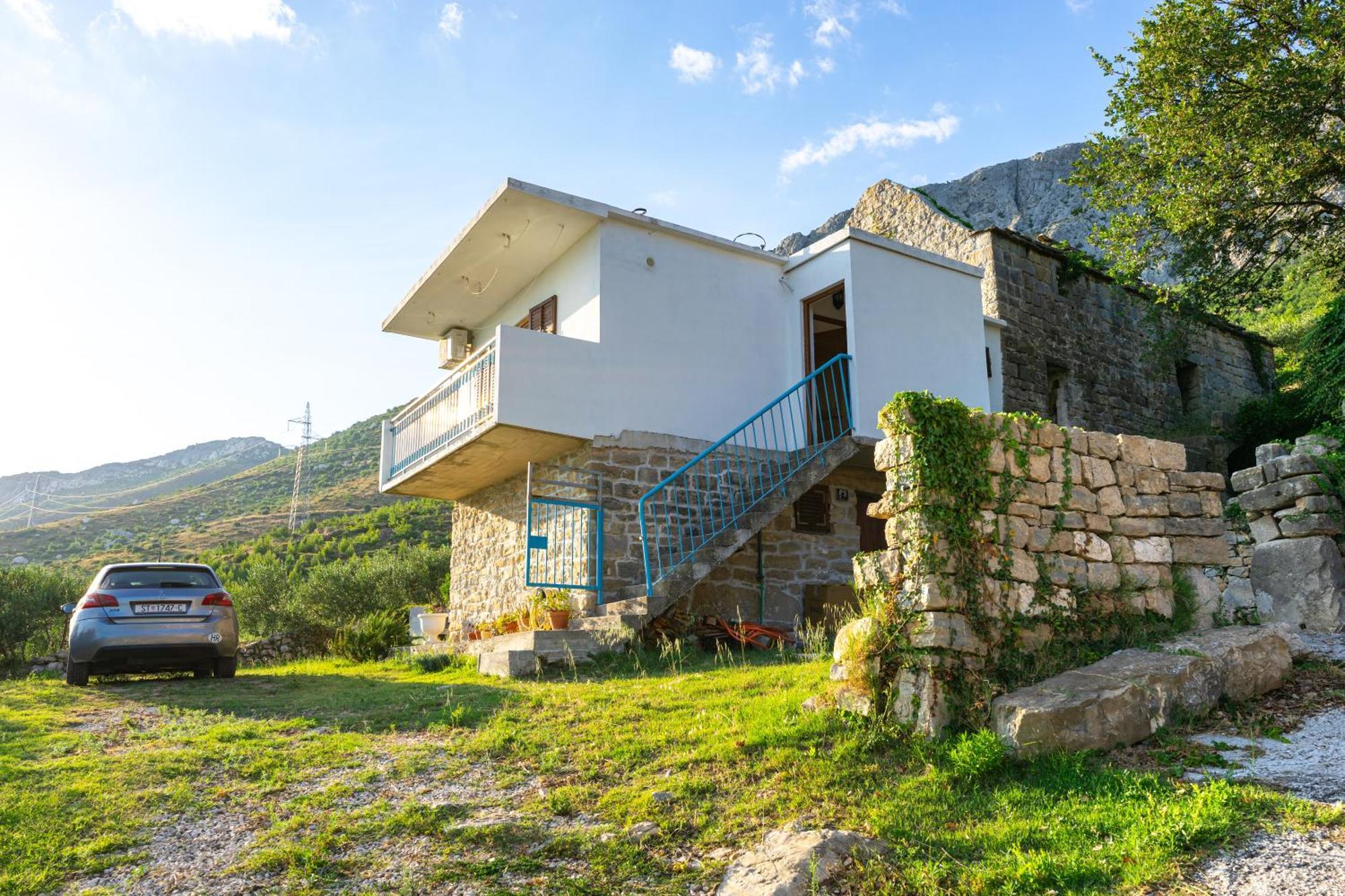 הוילה Olive Garden House In Zrnovnica With A View & Bbq מראה חיצוני תמונה