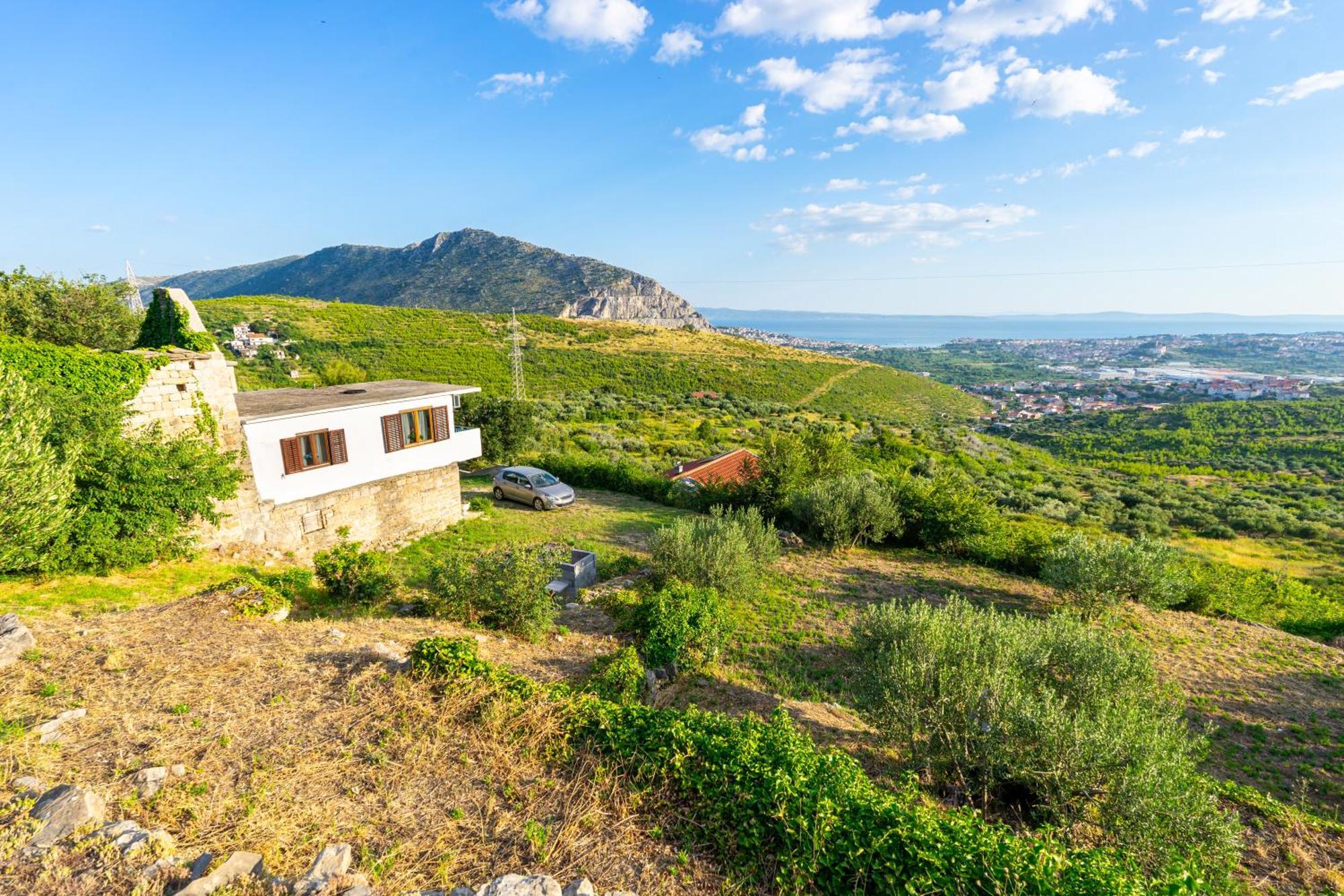 הוילה Olive Garden House In Zrnovnica With A View & Bbq מראה חיצוני תמונה