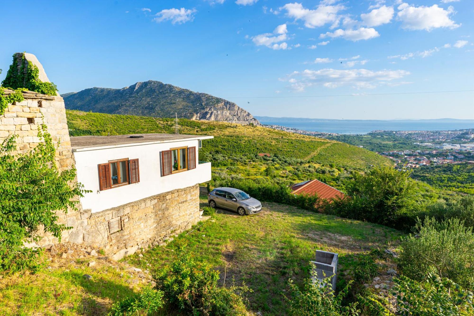 הוילה Olive Garden House In Zrnovnica With A View & Bbq מראה חיצוני תמונה