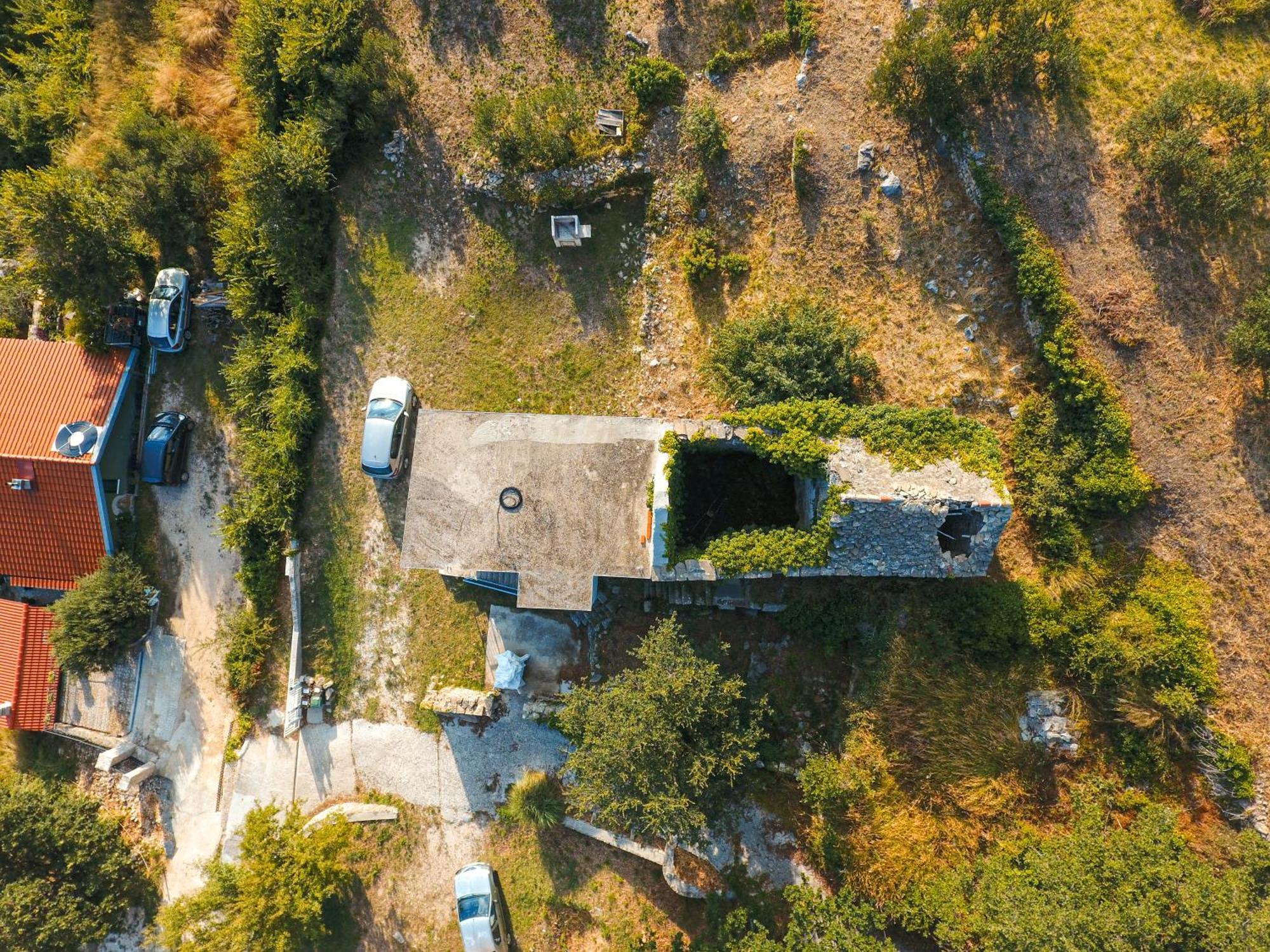 הוילה Olive Garden House In Zrnovnica With A View & Bbq מראה חיצוני תמונה